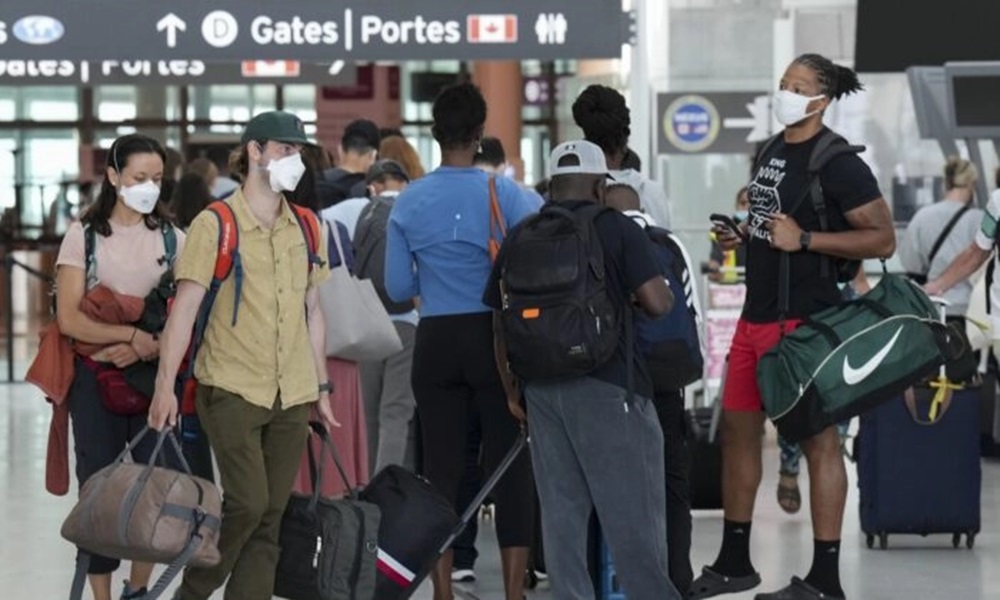 Why Are More Canadians Moving Abroad?